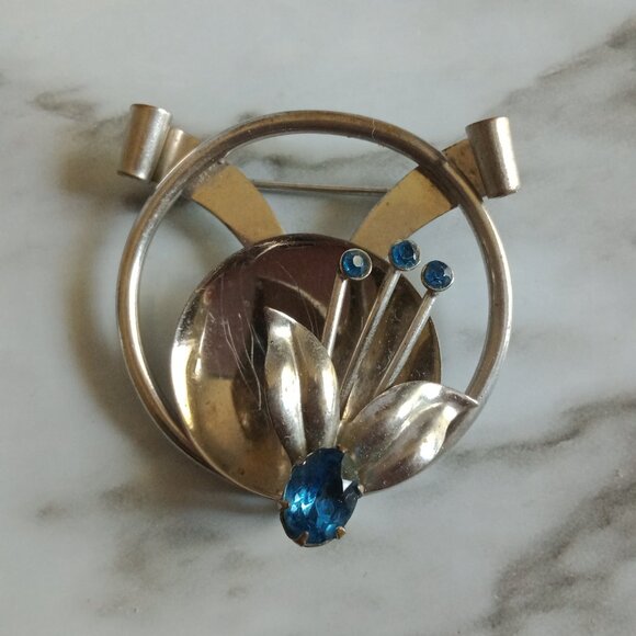 Vintage Sterling Silver Floral Brooch with Blue Rhinestones Art Deco Style Pin - Picture 1 of 6